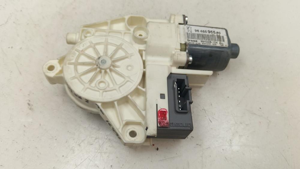 MOTOR ELEVALUNAS TRASERO DERECHO PEUGEOT 407 2.0 HDI MT 136CV
