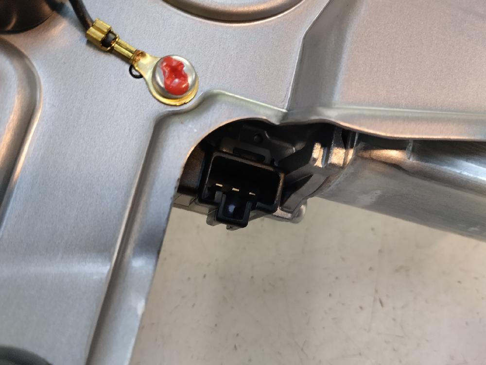 CINTURON SEGURIDAD TRASERO DERECHO TOYOTA COROLLA VERSO 1.8 AMT 129CV