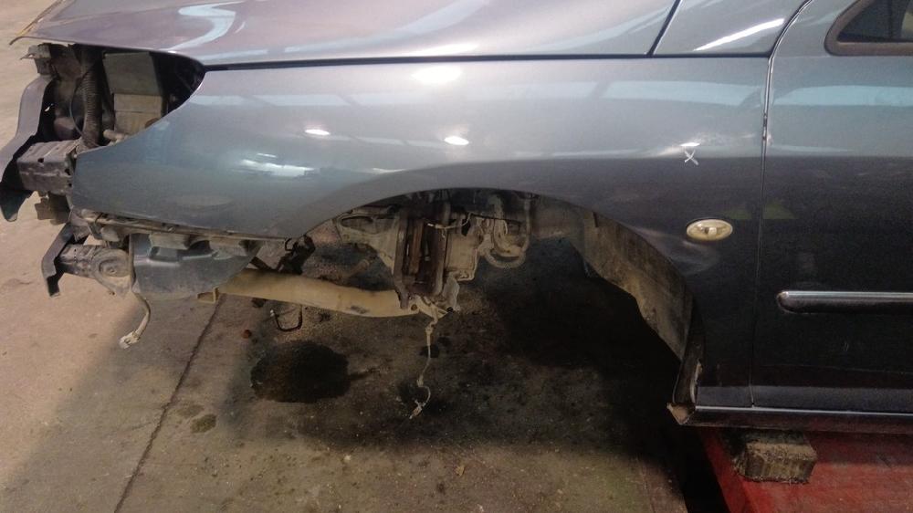 ALETA DELANTERA IZQUIERDA PEUGEOT 407 2.0 HDI MT 136CV