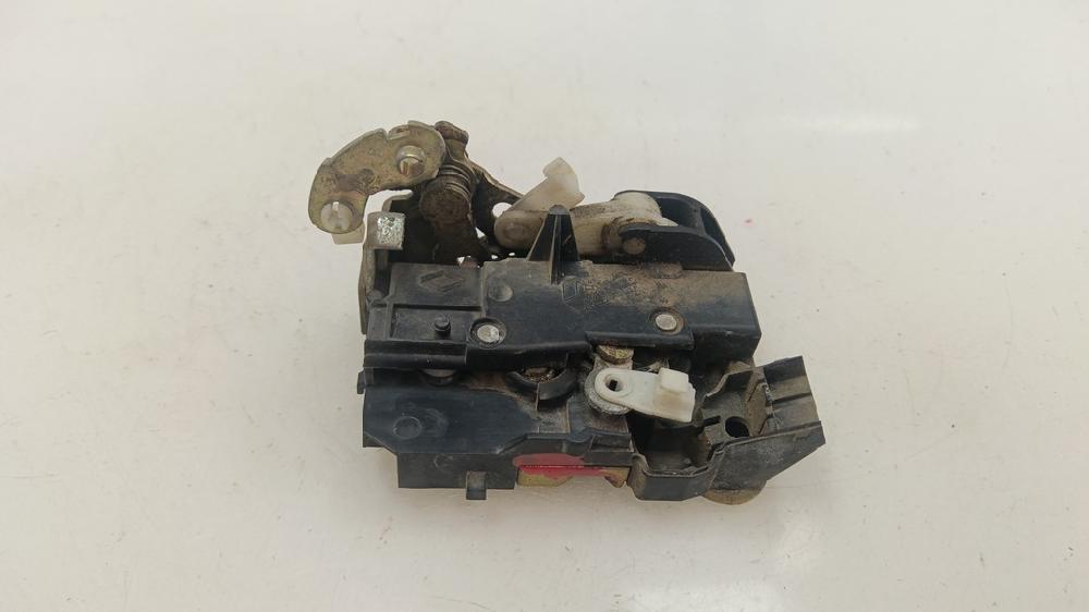 CERRADURA PUERTA TRASERA DERECHA RENAULT CLIO 1.2 MT 55CV