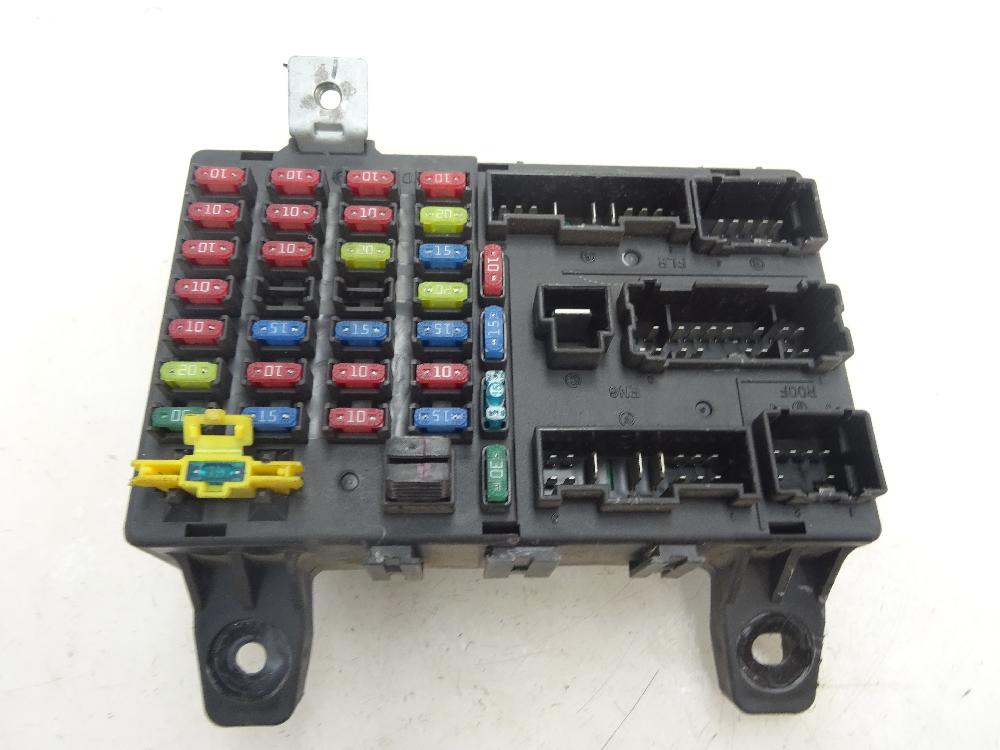 CAJA RELES FUSIBLES HYUNDAI GETZ 1.5 CRDI MT 82CV