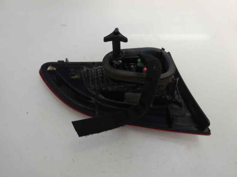 PILOTO TRASERO DERECHO INTERIOR RENAULT SCENIC 1.5 DCI MT 106CV