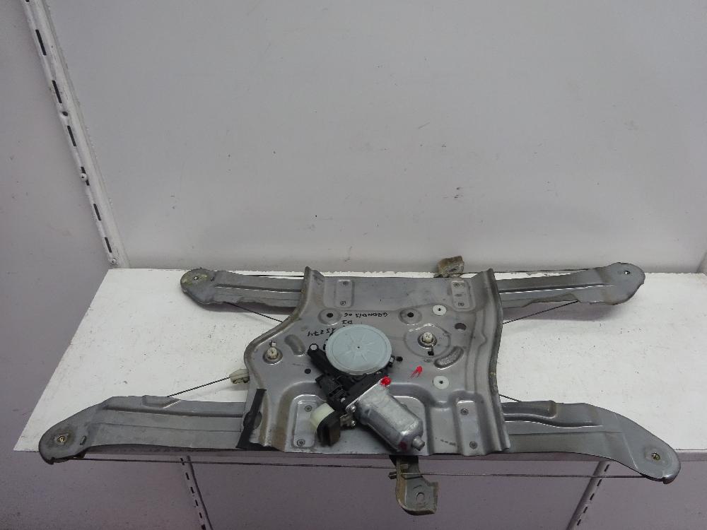ELEVALUNAS DELANTERO IZQUIERDO MITSUBISHI GRANDIS 2.0 DI-D MT 134CV