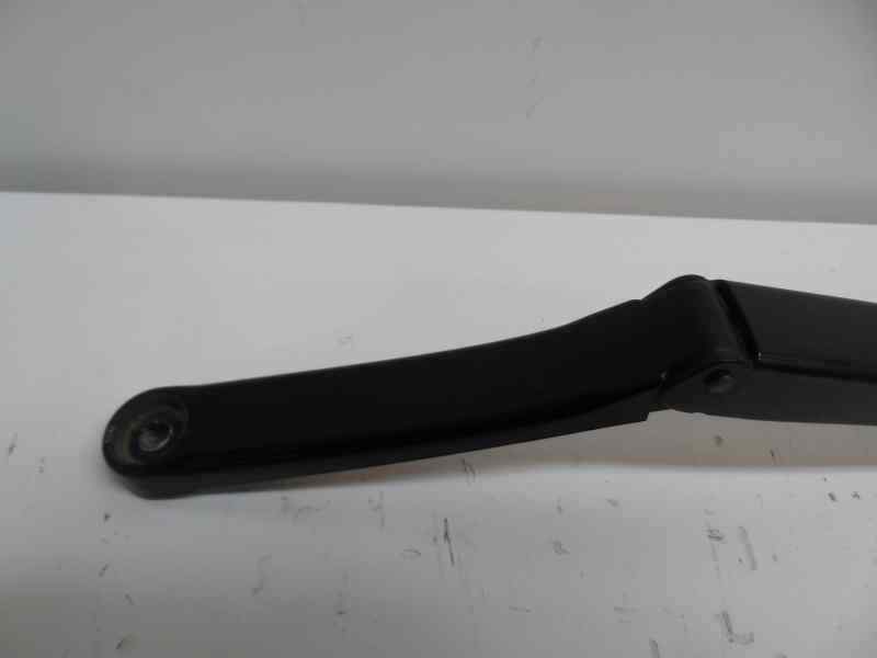 BRAZO LIMPIA DELANTERO IZQUIERDO VOLKSWAGEN GOLF 1.9 TDI 5MT 105CV