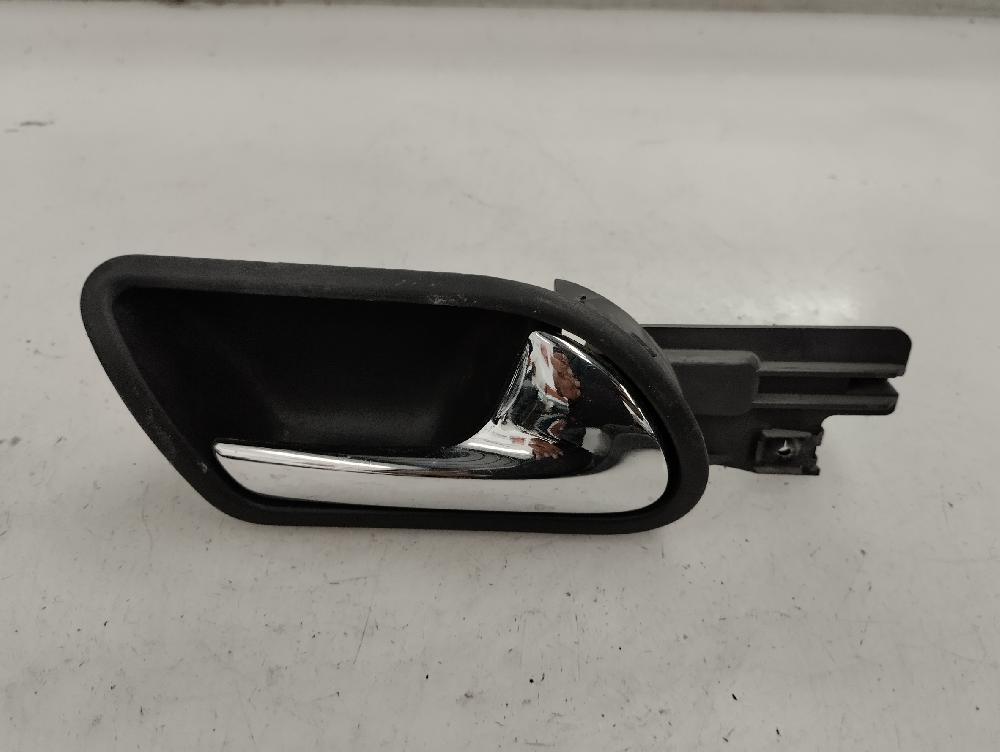 MANETA INTERIOR TRASERA DERECHA VOLKSWAGEN GOLF 1.9 TDI 5MT 105CV