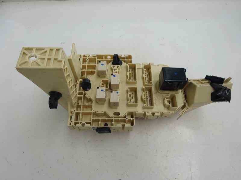 CAJA RELES FUSIBLES SUZUKI SX4 1.9 DDIS MT 120CV