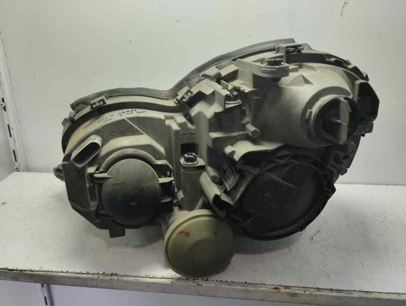 FARO DERECHO MERCEDES BENZ CLASE C 2.2 MT 143CV | 105KW
