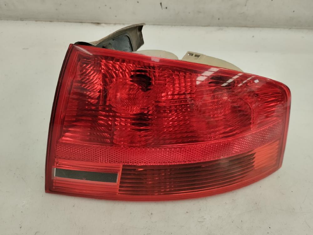PILOTO TRASERO DERECHO AUDI A4 2006 2.0 TDI MT 140CV | 103KW