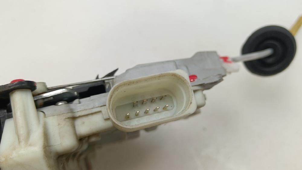 CERRADURA PUERTA DELANTERA IZQUIERDA AUDI A3 2.0 TDI DPF MT 140CV