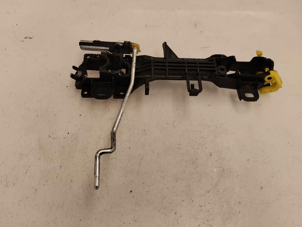 SOPORTE MANETA EXTERIOR DELANTERA IZQUIERDA TOYOTA VERSO 1.6 MT 133CV