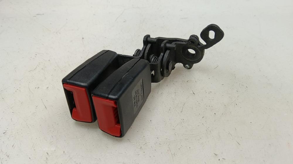 ANCLAJE CINTURON TRASERO IZQUIERDO SEAT LEON 2019 1.6 115CV TRANSMISION AUTOMATICA, DIESEL
