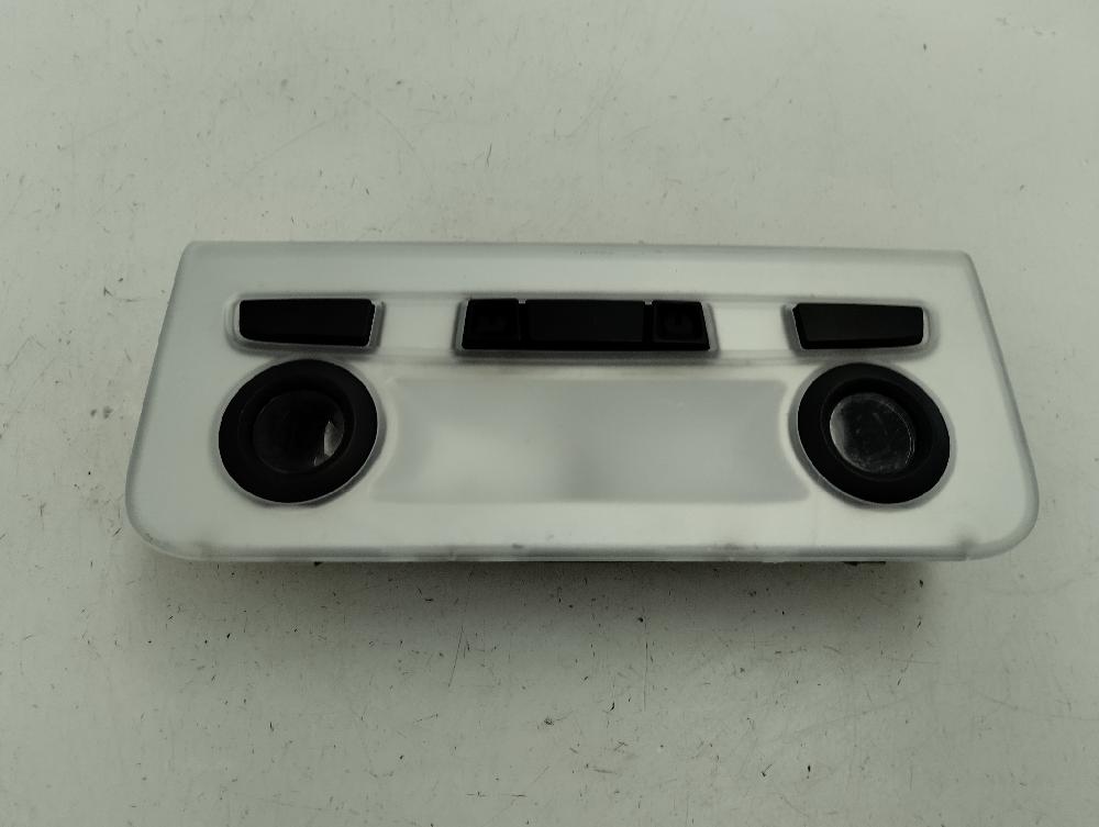 LUZ INTERIOR BMW SERIE 1 2.0 MT 150CV | 110KW