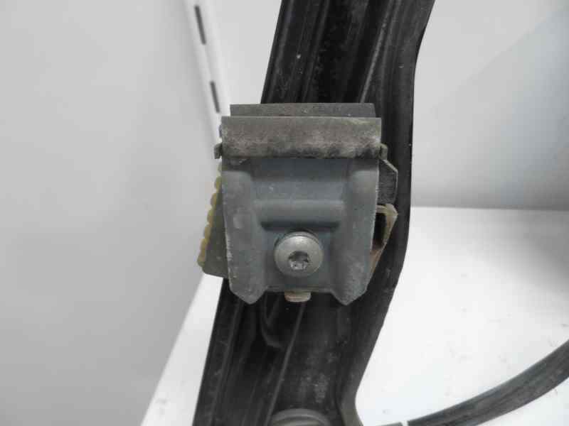 ELEVALUNAS DELANTERO IZQUIERDO VOLKSWAGEN GOLF 1.9 TDI 5MT 105CV