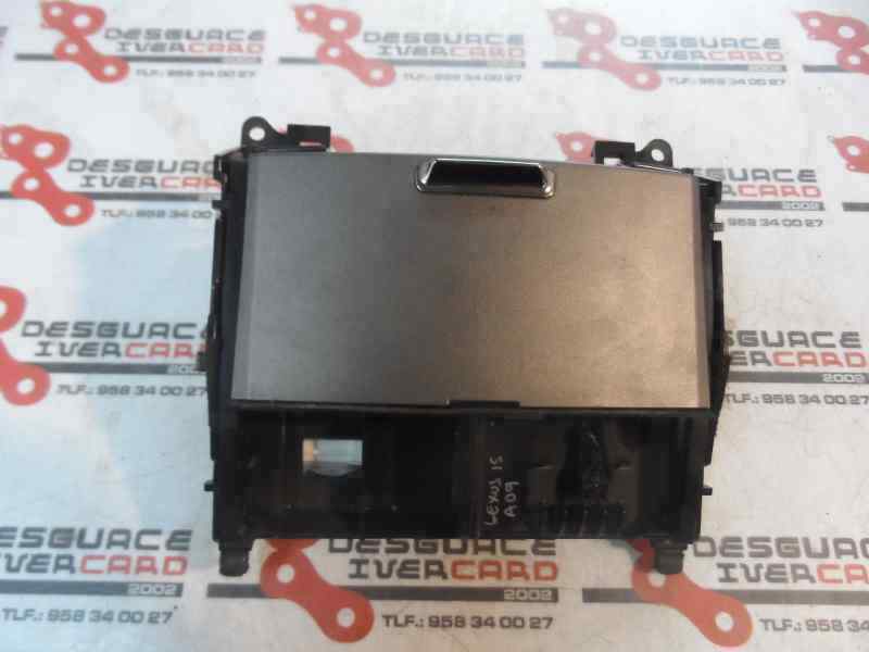 CENICERO TOYOTA YARIS OTROS