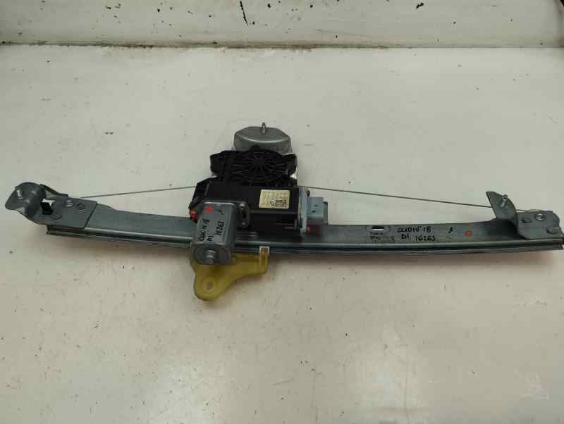 ELEVALUNAS DELANTERO IZQUIERDO RENAULT CLIO 0.9 TSE MT 90CV