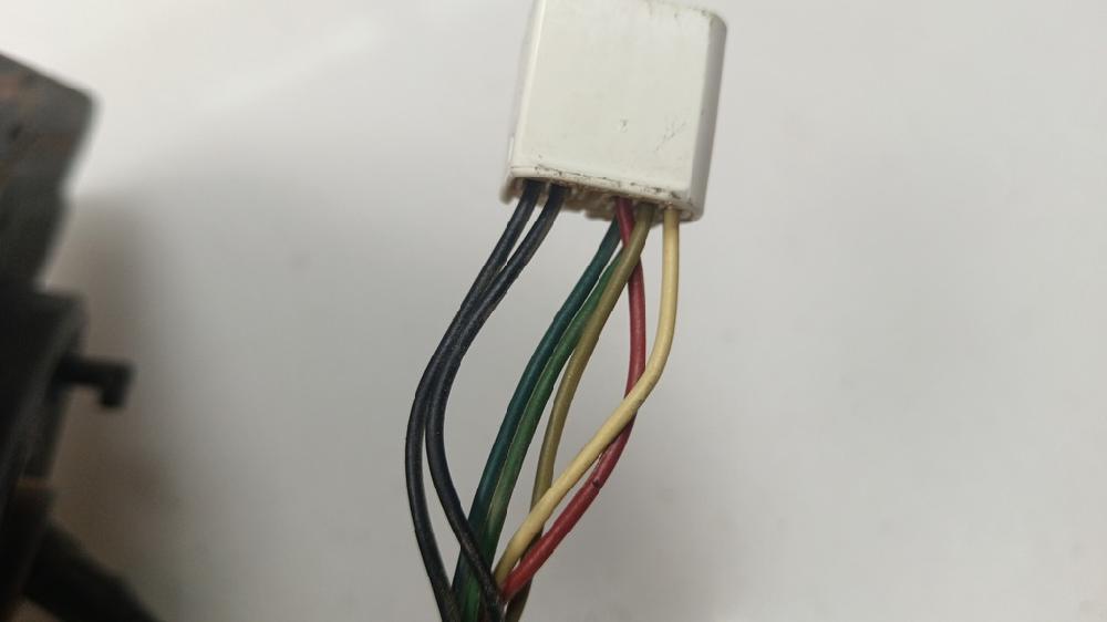 RETROVISOR DERECHO TOYOTA AVENSIS 2005 1.8 MT 129CV | 95KW