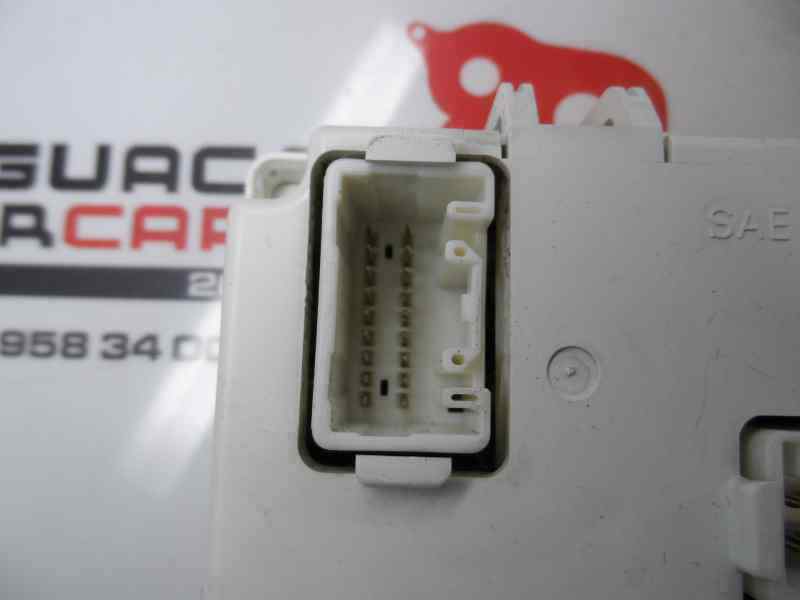 CAJA RELES FUSIBLES SUZUKI SWIFT 2009 1.3 MT 70CV | 51KW