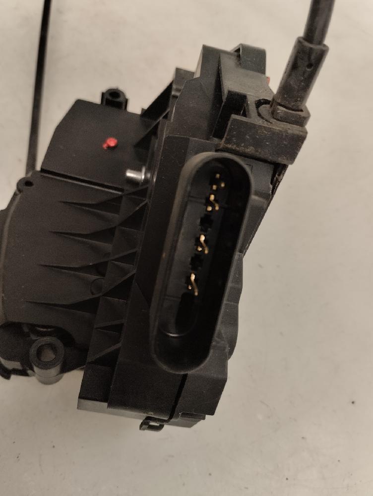 CERRADURA PUERTA DELANTERA DERECHA FORD CMAX 1.6 TDCI DPF MT 95CV