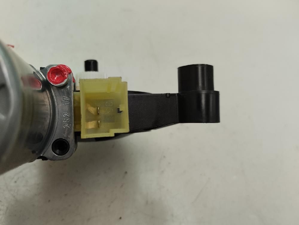 MOTOR ELEVALUNAS TRASERO DERECHO AUDI A4 2017 2.0 AMT 150CV | 110KW