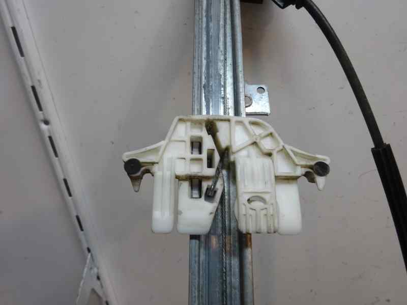 ELEVALUNAS DELANTERO DERECHO CITROEN C8 2.0 HDI MT 109CV