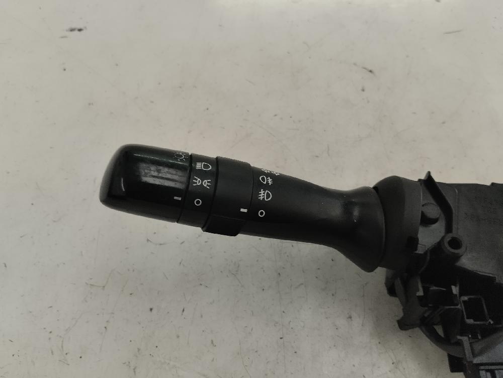 MANDO LUCES TOYOTA VERSO 2.0 D-4D MT 128CV