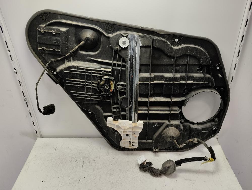 ELEVALUNAS TRASERO DERECHO HYUNDAI I40 1.7 CRDI MT 141CV
