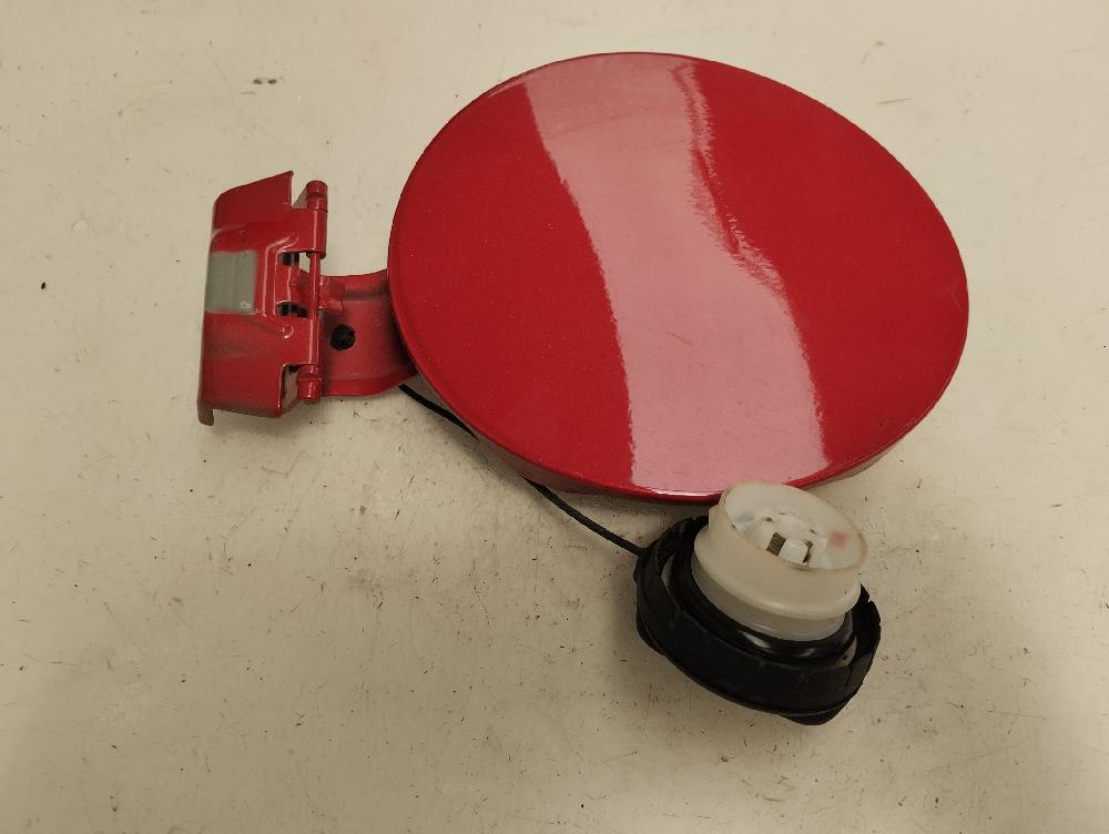 TAPA EXTERIOR COMBUSTIBLE MAZDA 3 2.2 CITD MT 150CV