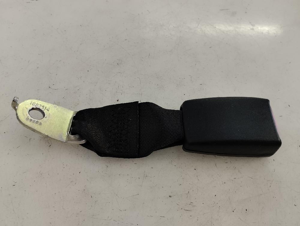 ANCLAJE CINTURON TRASERO IZQUIERDO MAZDA 3 2.2 CITD MT 150CV