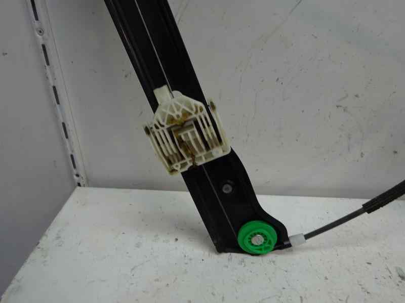 ELEVALUNAS DELANTERO DERECHO BMW SERIE 1 2006 2.0 MT 122CV | 90KW
