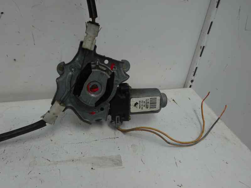 ELEVALUNAS DELANTERO DERECHO RENAULT SCENIC 1.9 DCI MT 102CV