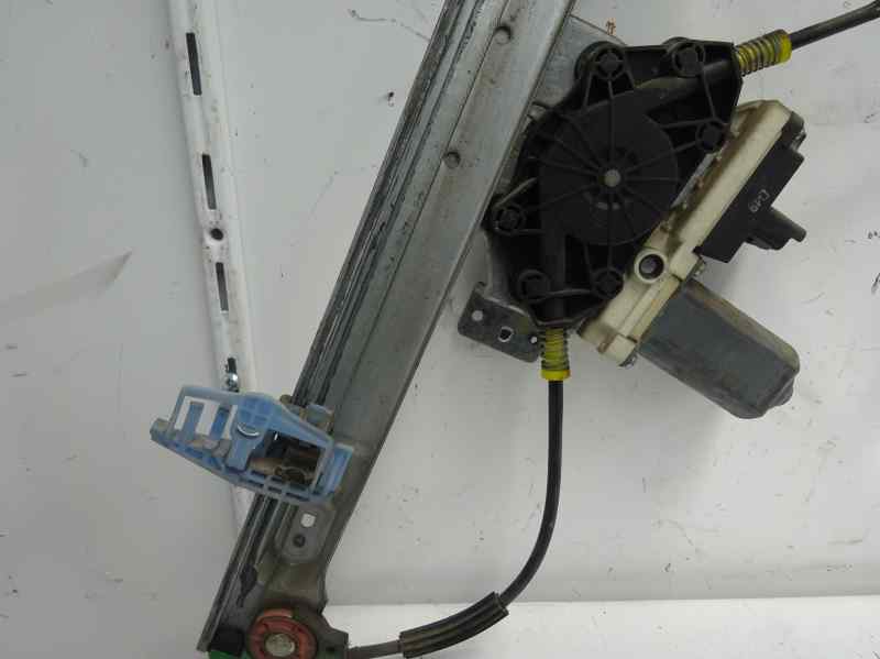 ELEVALUNAS DELANTERO IZQUIERDO CITROEN C2 1.4 MT 73CV