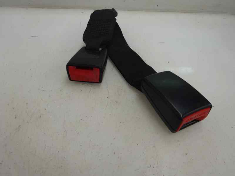 ANCLAJE CINTURON TRASERO DERECHO BMW SERIE 1 2008 2.0 MT 150CV | 110KW