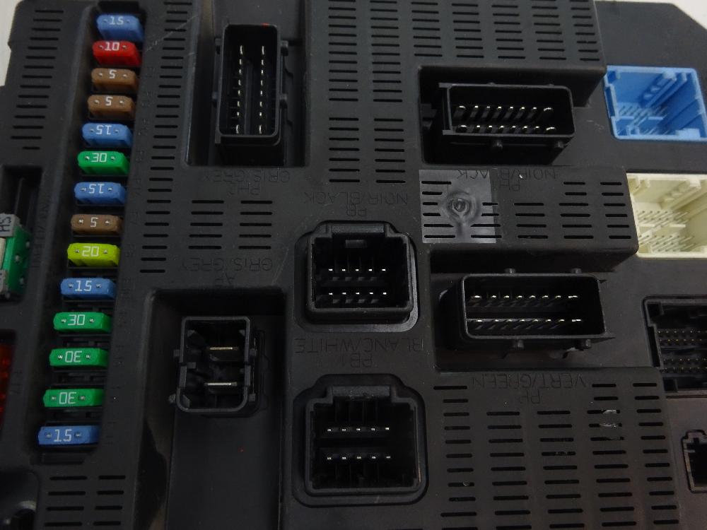 CAJA RELES FUSIBLES PEUGEOT 207 2006 1.4 HDI MT 70CV