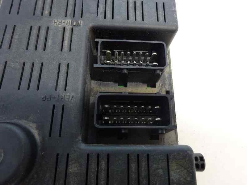 CAJA RELES FUSIBLES CITROEN XSARA 1.9 D MT 70CV