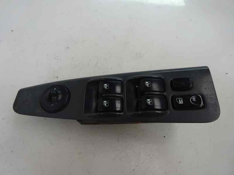 MANDO ELEVALUNAS DELANTERO IZQUIERDO KIA CERATO 2.0 MT 175CV | 129KW