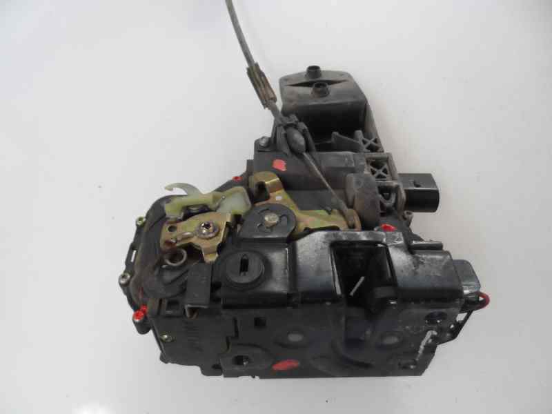 CERRADURA PUERTA TRASERA IZQUIERDA VOLKSWAGEN PASSAT 1.9 TDI 6MT 130CV