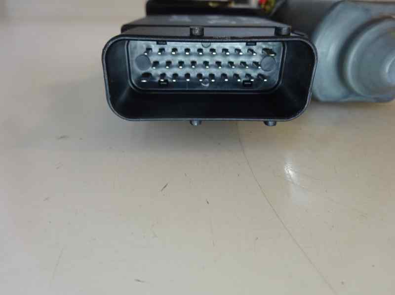 MOTOR ELEVALUNAS DELANTERO IZQUIERDO VOLKSWAGEN GOLF 1.9 TDI MT 90CV