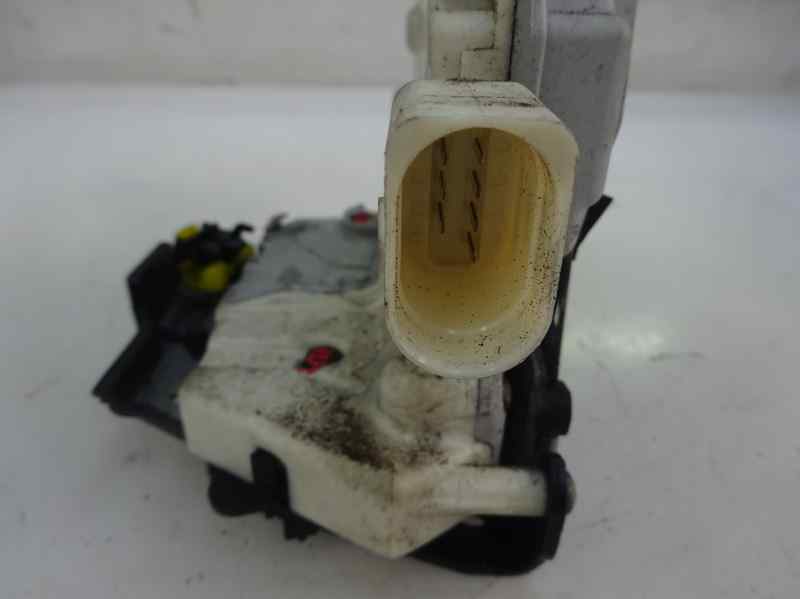 CERRADURA PUERTA TRASERA DERECHA AUDI A4 2005 2.0 TDI MT 140CV | 103KW
