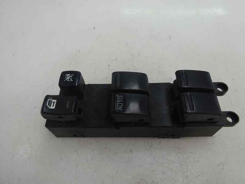 MANDO ELEVALUNAS DELANTERO IZQUIERDO NISSAN ALMERA TINO 1.8 MT 116CV