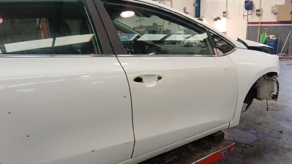 PUERTA DELANTERA DERECHA KIA CEED 1.4 MT 90CV | 66KW