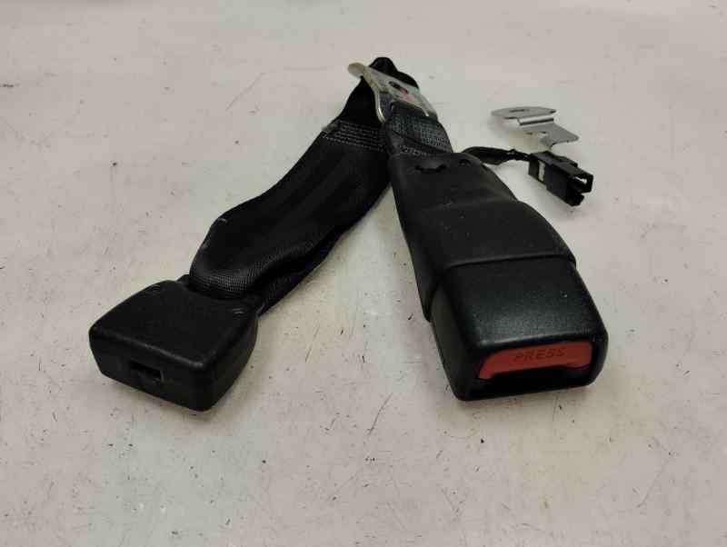 ANCLAJE CINTURON TRASERO DERECHO TOYOTA YARIS 1.0 MT 72CV | 53KW