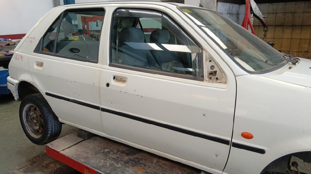 PUERTA DELANTERA DERECHA FORD FIESTA 1.3 MT 59CV