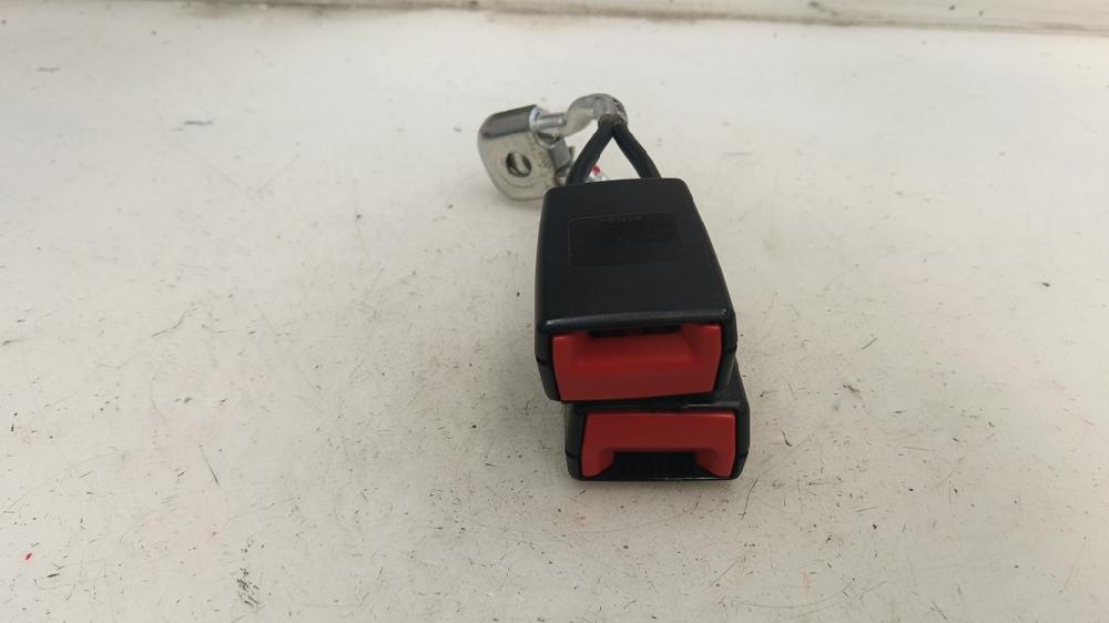 ANCLAJE CINTURON TRASERO IZQUIERDO SEAT IBIZA 2014 1.2 70CV, GASOLINA, MT, ACCIONAMIENTO DELANTERO