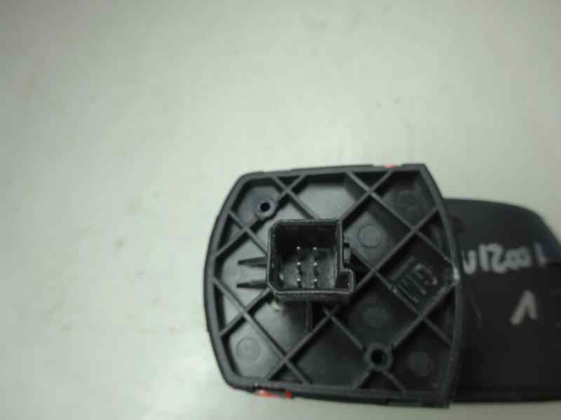 MANDO ELEVALUNAS DELANTERO DERECHO OPEL CORSA 1.3 CDTI MT 75CV