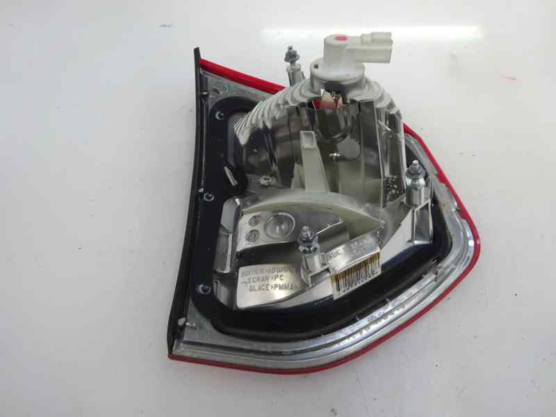PILOTO TRASERO DERECHO INTERIOR CITROEN C4 PICASSO 1.6 HDI MT 109CV