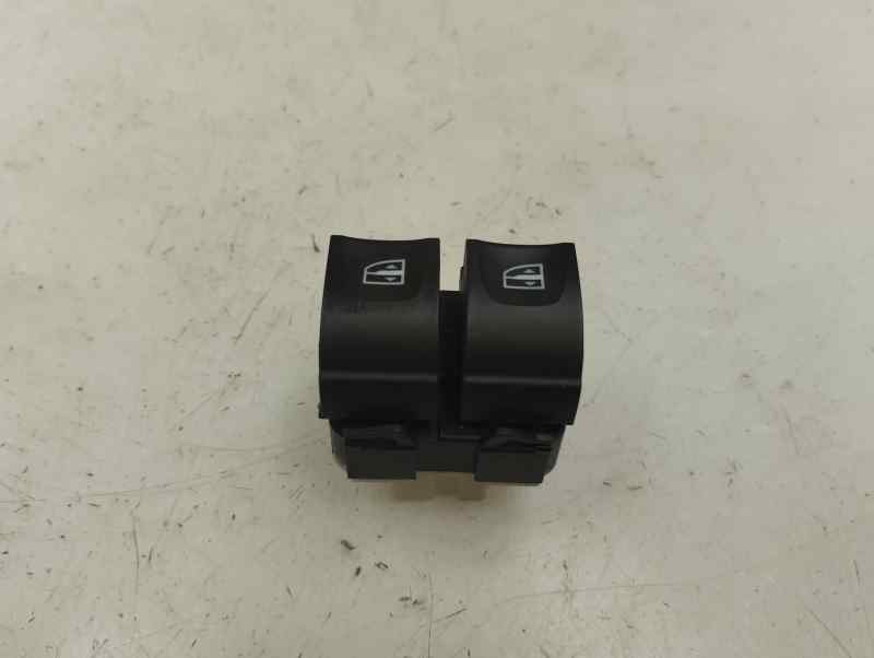 MANDO ELEVALUNAS DELANTERO IZQUIERDO DACIA SANDERO 0.9 TCE MT 90CV