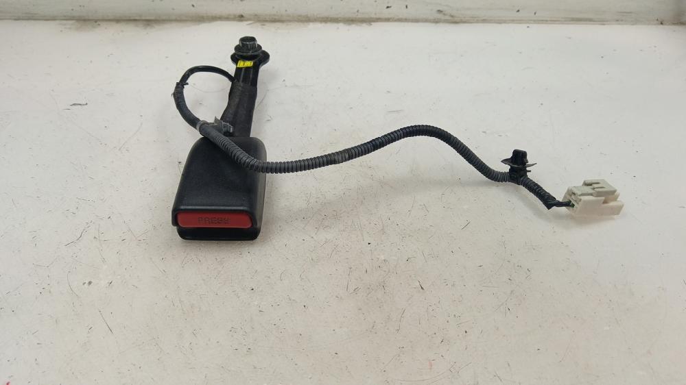ANCLAJE CINTURON DELANTERO IZQUIERDO KIA CARENS 1.6 MT 135CV | 99KW