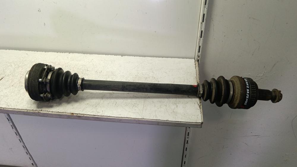 TRANSMISION TRASERA IZQUIERDA BMW SERIE 1 2006 2.0 MT 122CV | 90KW