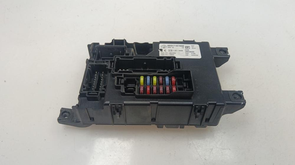 CAJA RELES FUSIBLES FIAT GRANDE PUNTO 1.3 MULTIJET 16V 5 MT 75CV