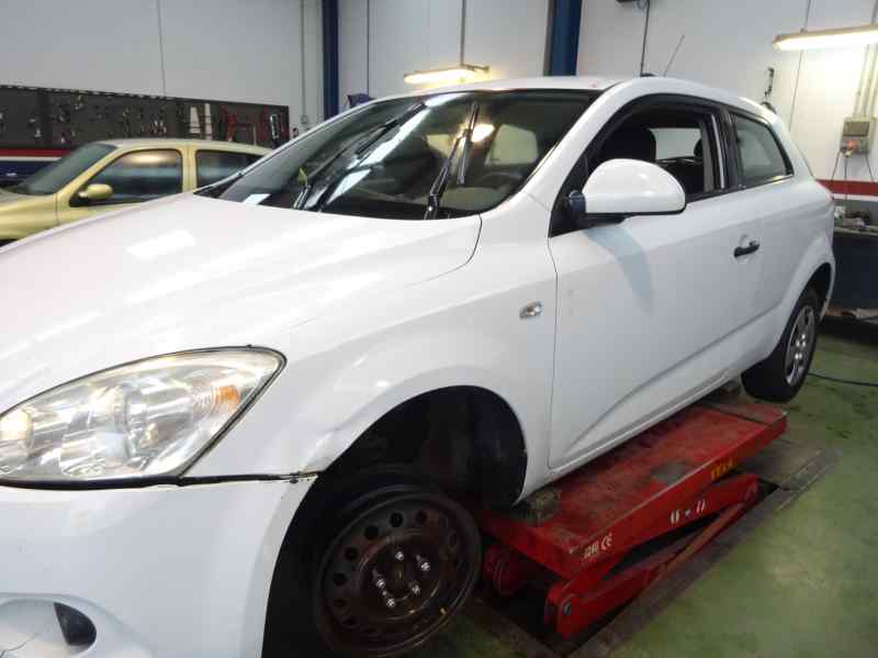 MANDO LUCES KIA CEED 1.6 MT 122CV | 90KW